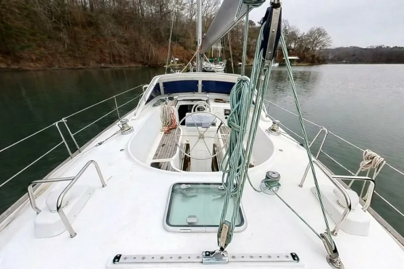 Slide: The Image of Beneteau 42cc 2003 - 3