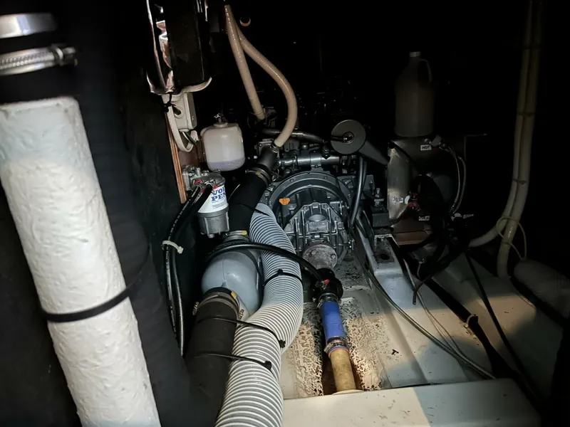 Slide: The Image of Beneteau 42cc 2003 - 55