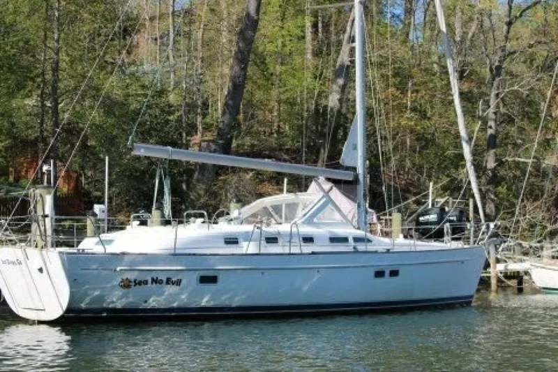 Slide: The Image of Beneteau 42cc 2003 - 62