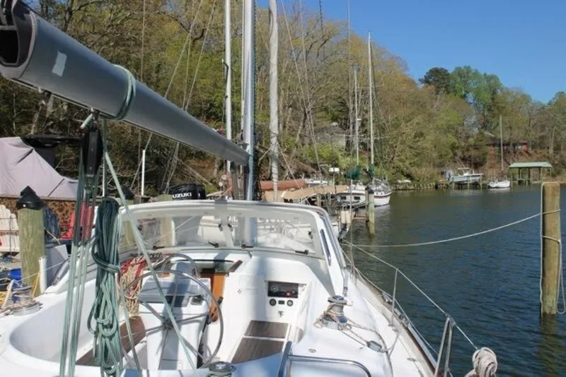 Slide: The Image of Beneteau 42cc 2003 - 69
