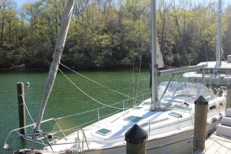Slide: The Image of Beneteau 42cc 2003 - 71