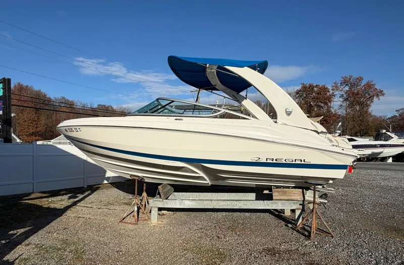 The Image of Regal 2000 ES Bowrider 2016 - 0