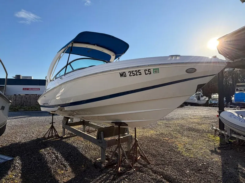 Slide: The Image of Regal 2000 ES Bowrider 2016 - 2