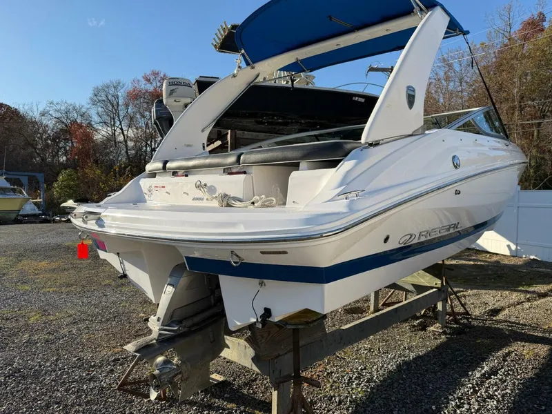 Slide: The Image of Regal 2000 ES Bowrider 2016 - 3