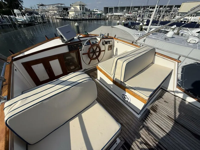 Slide: The Image of Grand Banks 36 Classic 1985 - 6