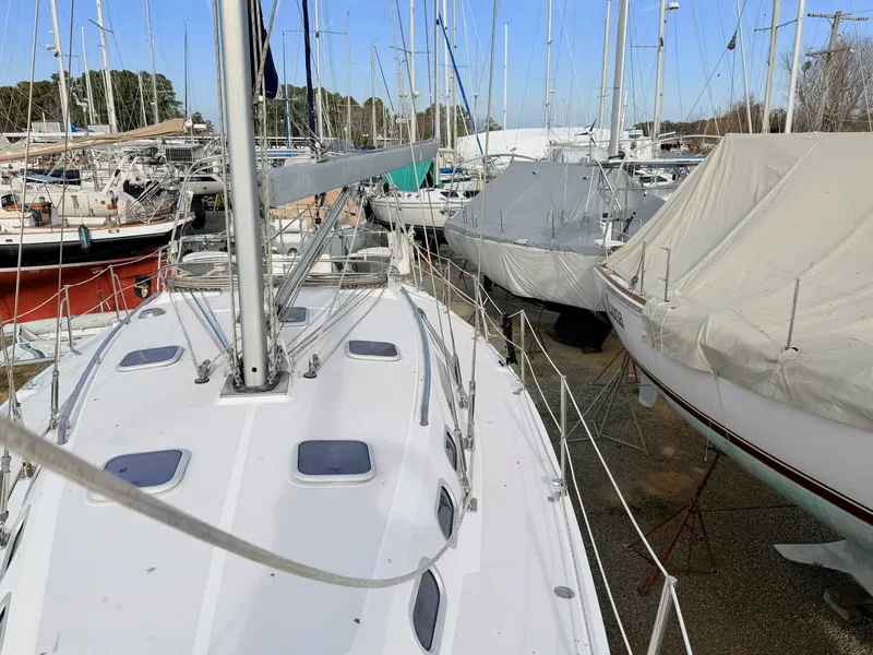 Slide: The Image of Catalina 380 2001 - 6