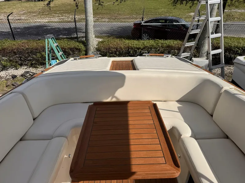 Slide: The Image of Chris-Craft 2014 - 11