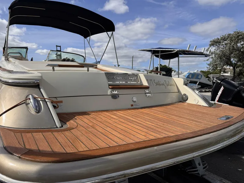Slide: The Image of Chris-Craft 2014 - 5