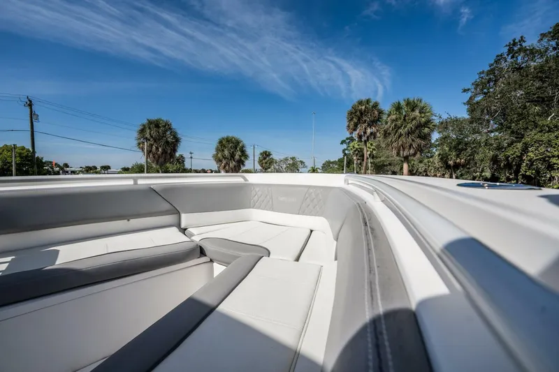 Slide: The Image of Everglades 335 Center Console 2021 - 10