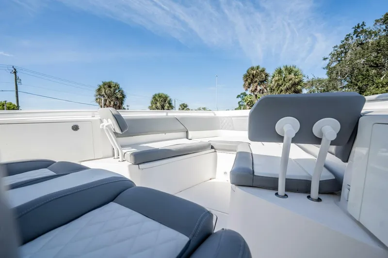 Slide: The Image of Everglades 335 Center Console 2021 - 11