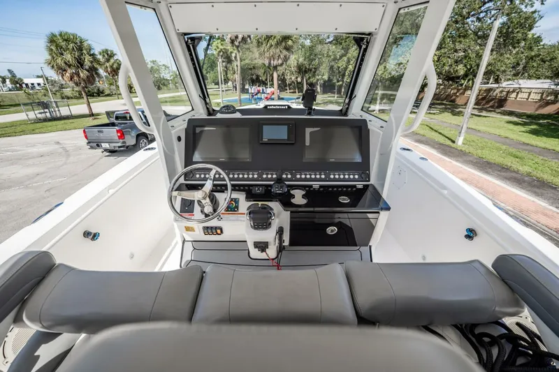 Slide: The Image of Everglades 335 Center Console 2021 - 22