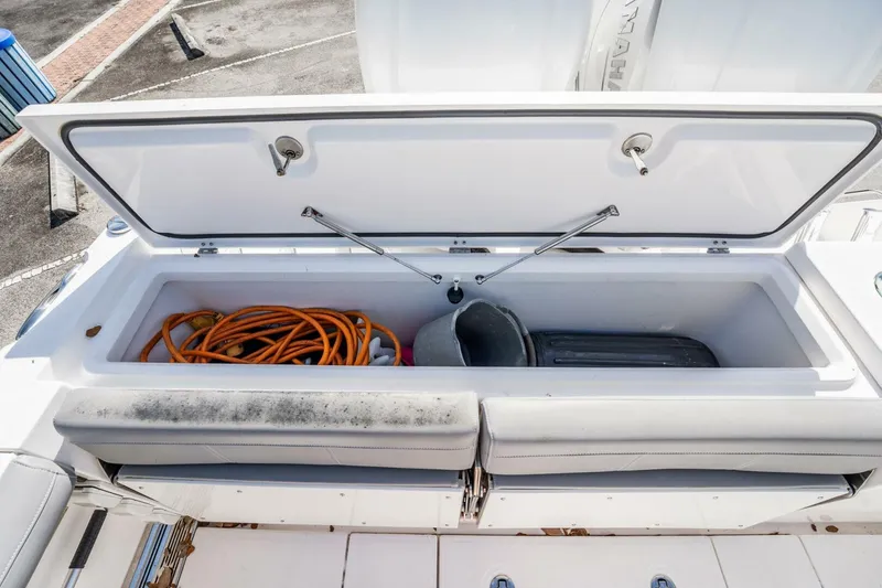 Slide: The Image of Everglades 335 Center Console 2021 - 47