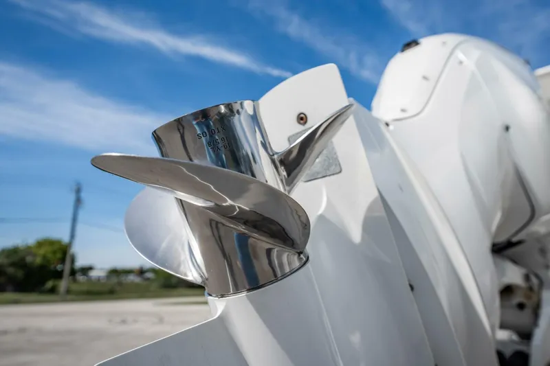 Slide: The Image of Everglades 335 Center Console 2021 - 50