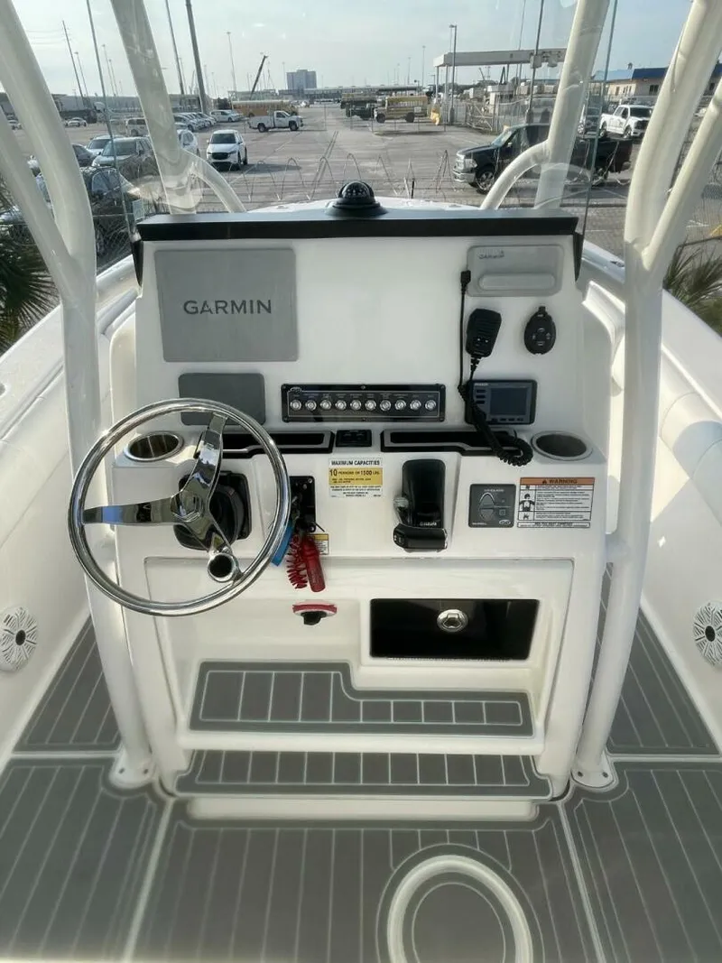 Slide: The Image of Sea Fox 248 Commander 2020 - 11