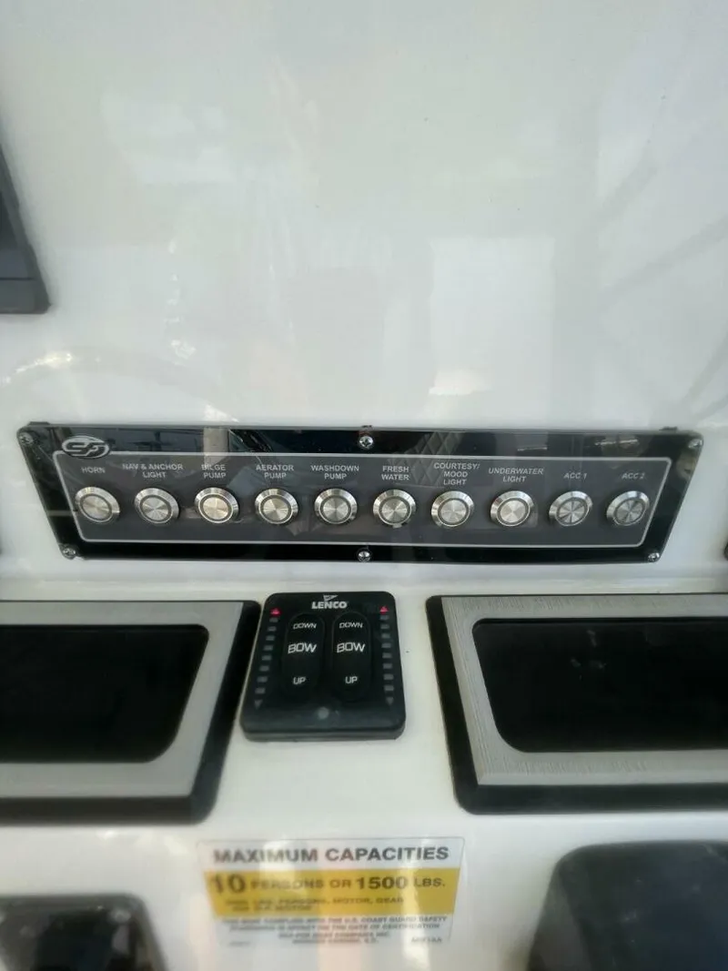 Slide: The Image of Sea Fox 248 Commander 2020 - 17