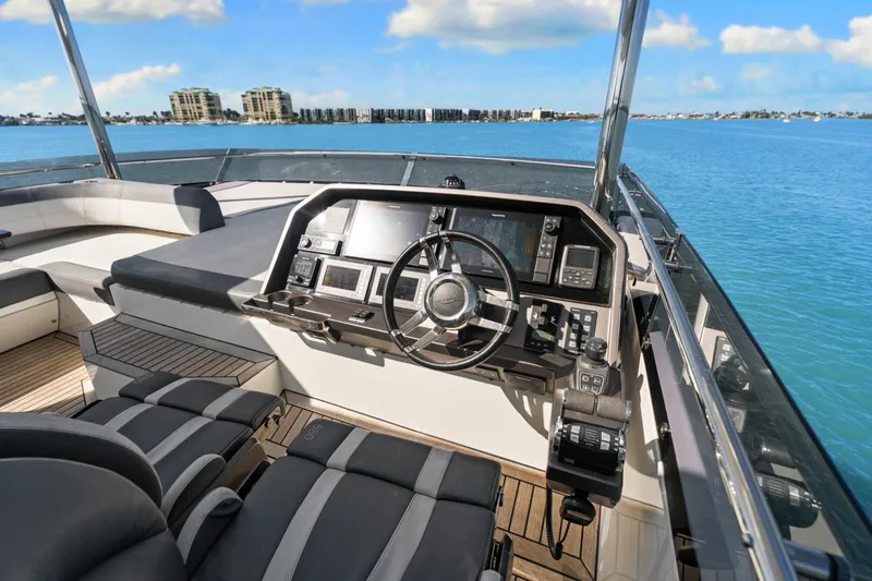 Slide: The Image of Galeon 680 FLYBRIDGE 2020 - 58
