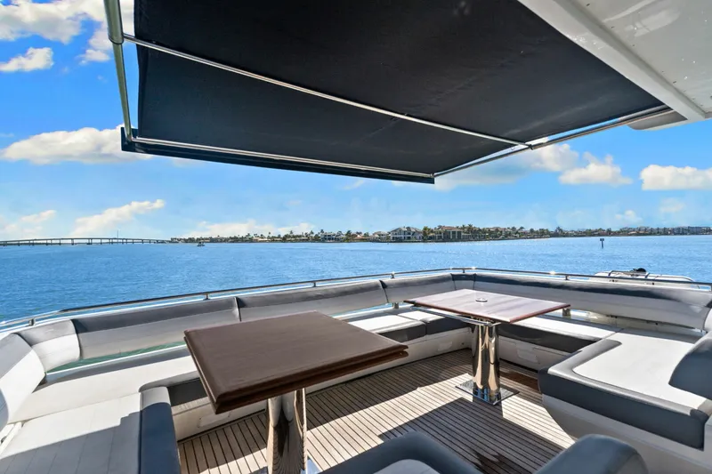 Slide: The Image of Galeon 680 FLYBRIDGE 2020 - 61