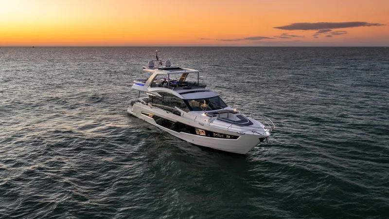 Slide: The Image of Galeon 680 FLYBRIDGE 2020 - 77
