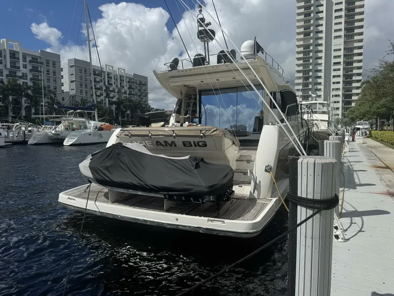 Slide: The Image of Prestige 550S 2013 - 2