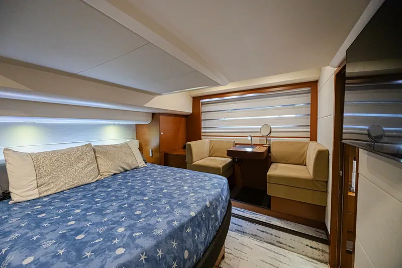 Slide: The Image of Prestige 550S 2013 - 20