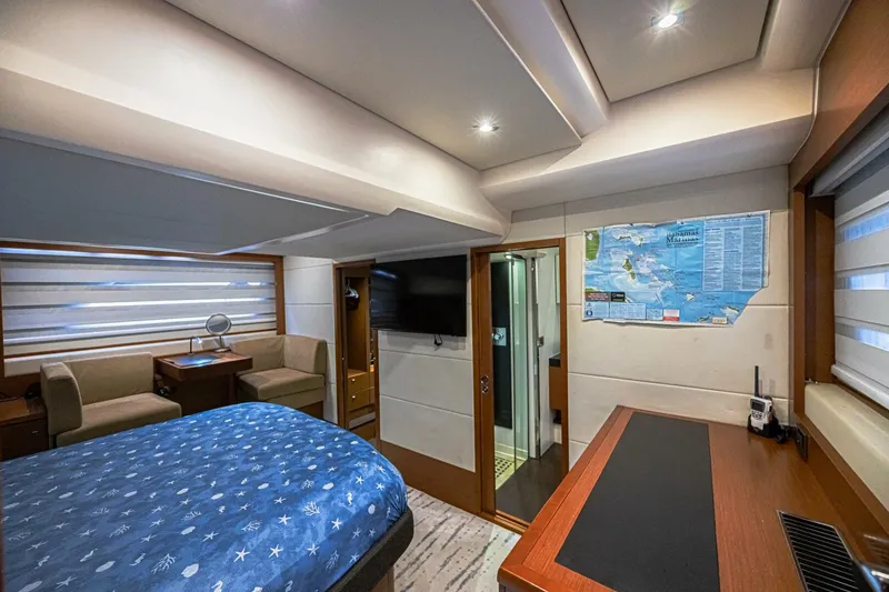Slide: The Image of Prestige 550S 2013 - 21