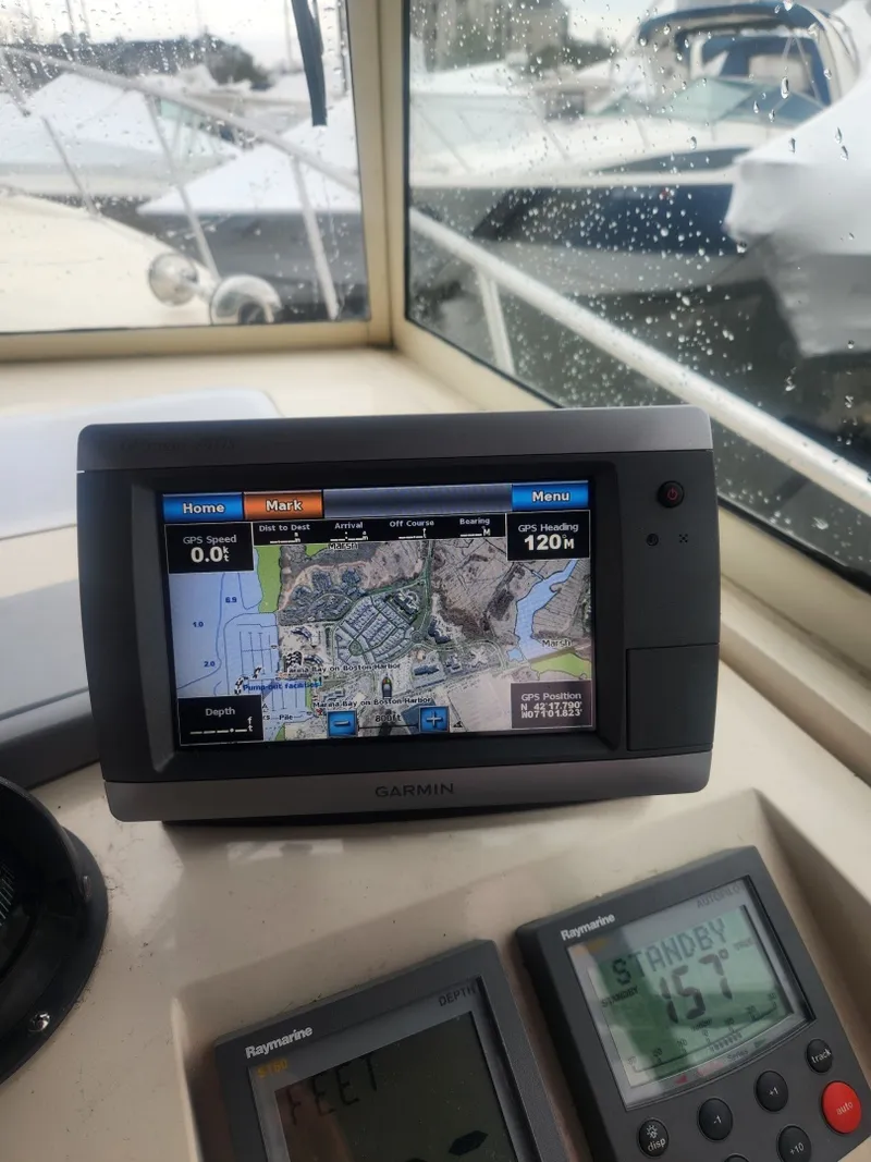 Slide: The Image of Mainship Pilot 30 2003 - 7