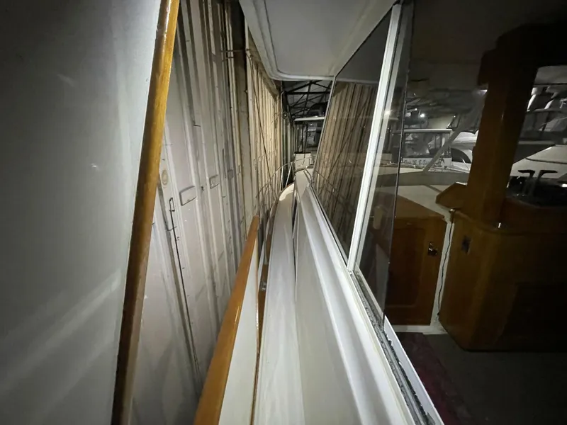 Slide: The Image of Egg Harbor 40 Motor Yacht 1986 - 14