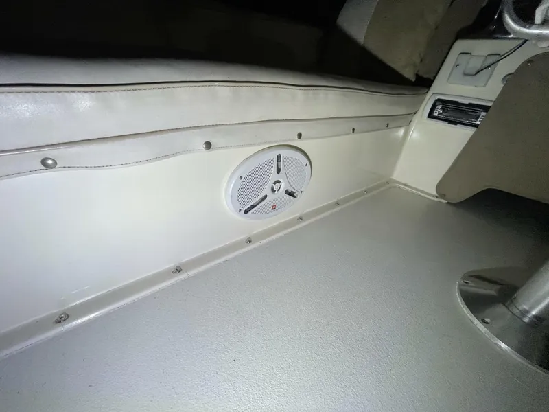 Slide: The Image of Egg Harbor 40 Motor Yacht 1986 - 4
