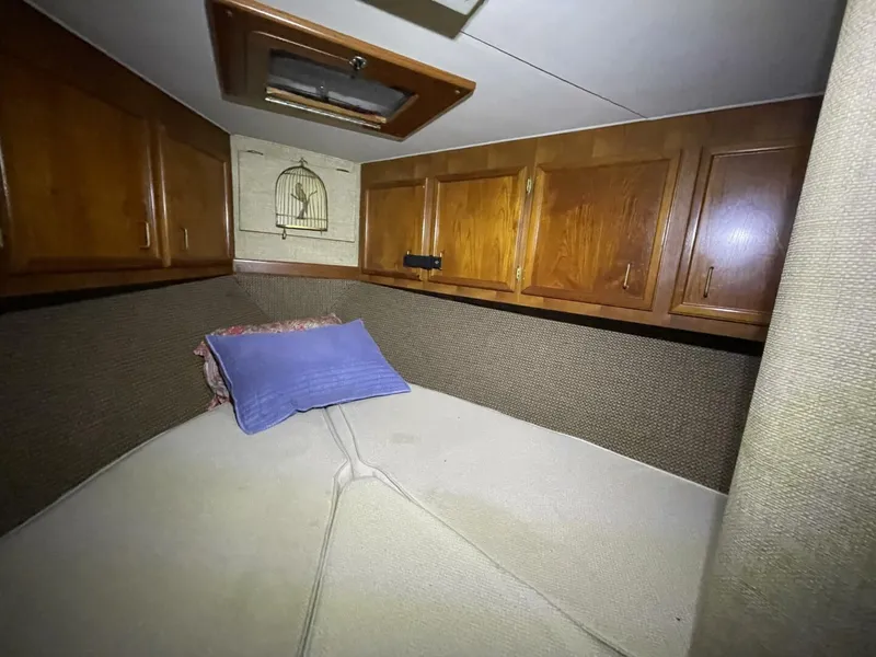 Slide: The Image of Egg Harbor 40 Motor Yacht 1986 - 44