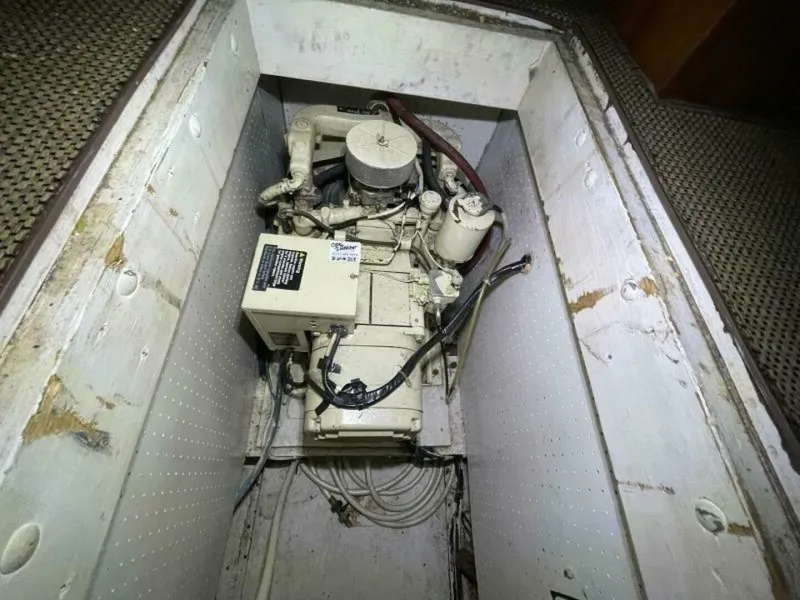 Slide: The Image of Egg Harbor 40 Motor Yacht 1986 - 56