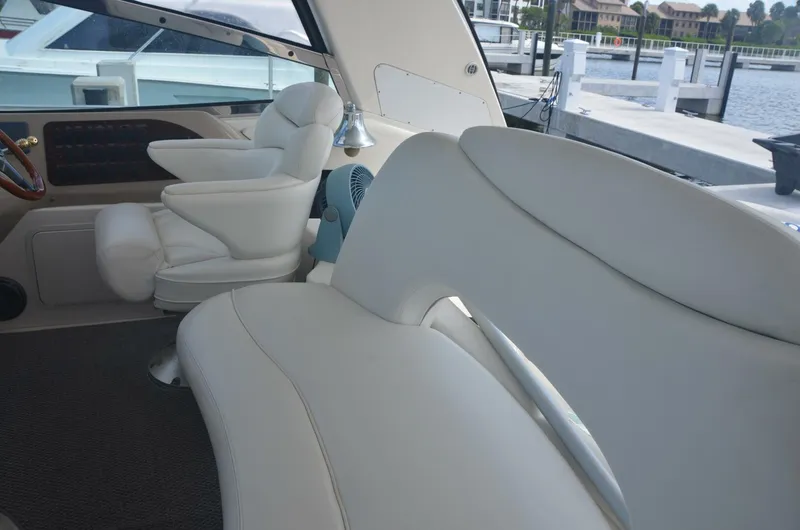 Slide: The Image of Sea Ray 460 Sundancer 2001 - 23