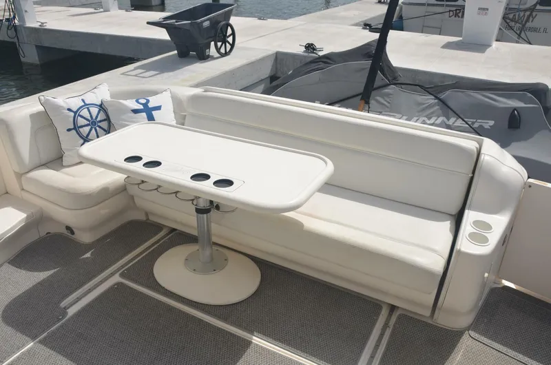Slide: The Image of Sea Ray 460 Sundancer 2001 - 27