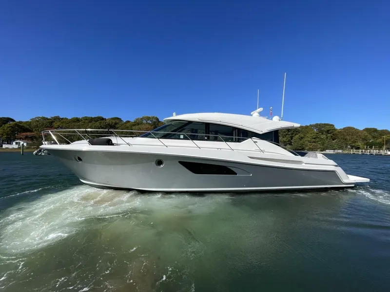 The Image of Tiara C53 Coupe 2020 - 0