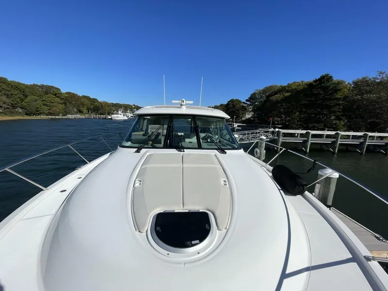 Slide: The Image of Tiara C53 Coupe 2020 - 26