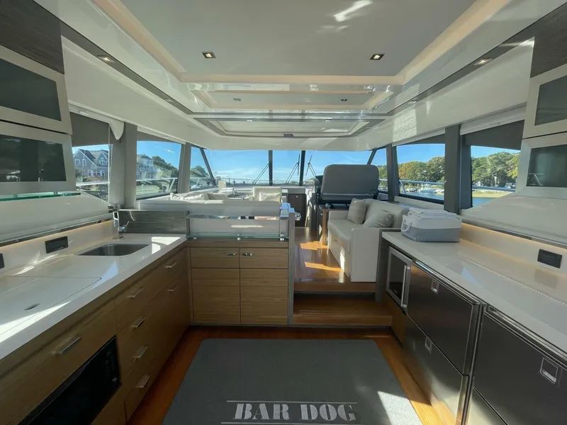 Slide: The Image of Tiara C53 Coupe 2020 - 6