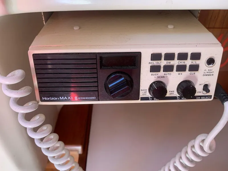 Slide: The Image of Nonsuch Ultra 30 1987 - 39