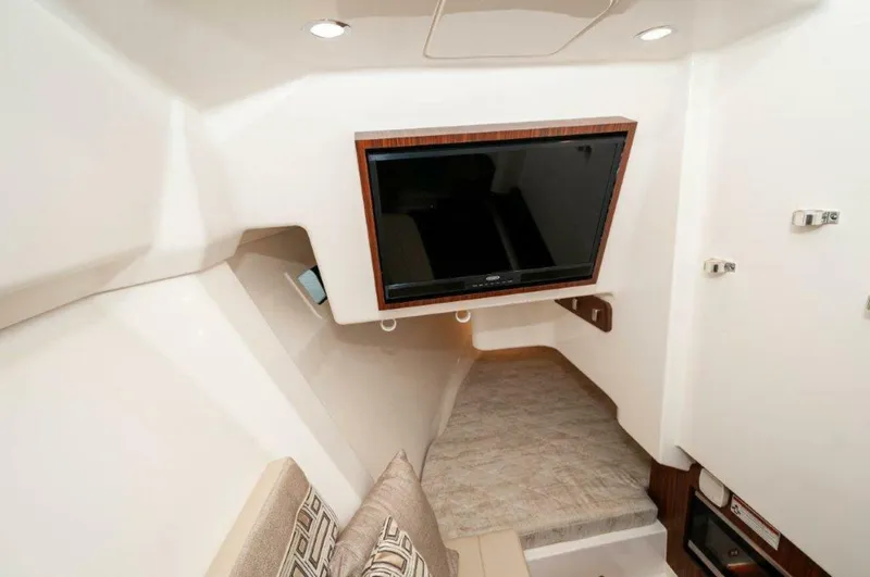 Slide: The Image of Pursuit DC 365 Dual Console 2023 - 7