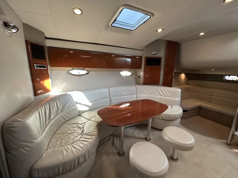 Slide: The Image of Formula 40 Performance Cruiser 2005 - 10