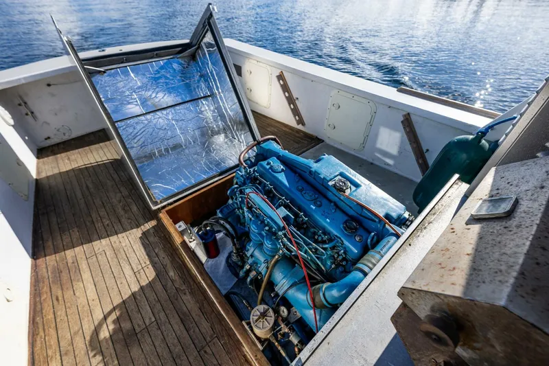 Slide: The Image of Custom Martin Yachts 32 Lobster 1984 - 16