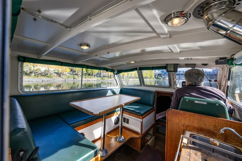 Slide: The Image of Custom Martin Yachts 32 Lobster 1984 - 20