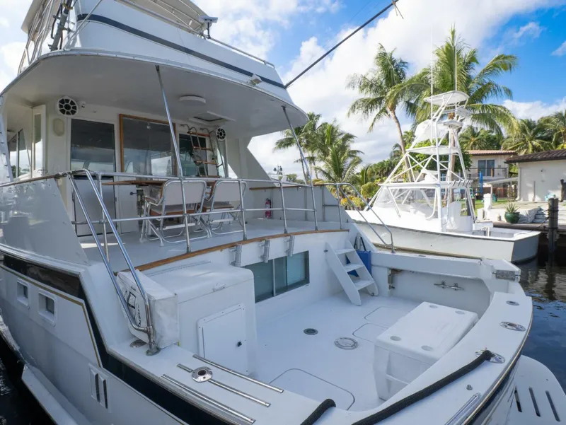 Slide: The Image of Hatteras 58 Yacht Fisherman 1975 - 3