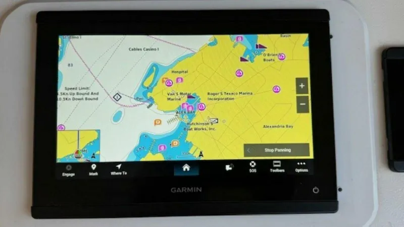 Slide: The Image of Mainship 34 Pilot 2000 - 9