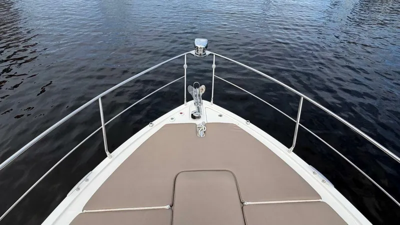 Slide: The Image of Carver Yachts C34 2019 - 10