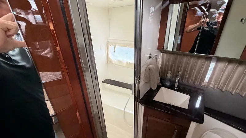 Slide: The Image of Carver Yachts C34 2019 - 12