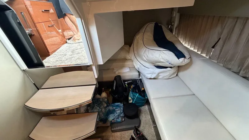 Slide: The Image of Carver Yachts C34 2019 - 14