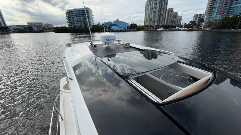 Slide: The Image of Carver Yachts C34 2019 - 19