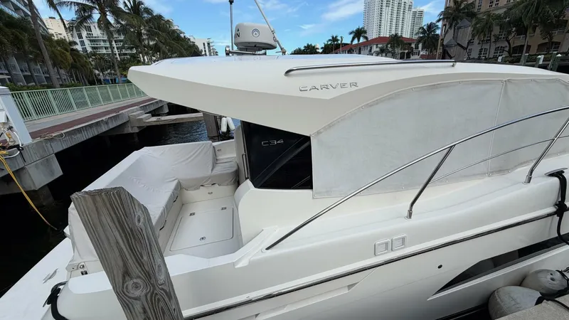Slide: The Image of Carver Yachts C34 2019 - 24