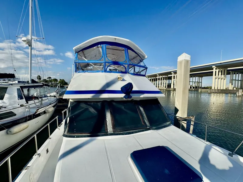 Slide: The Image of Marine Trader 47 Tradewinds 1986 - 4