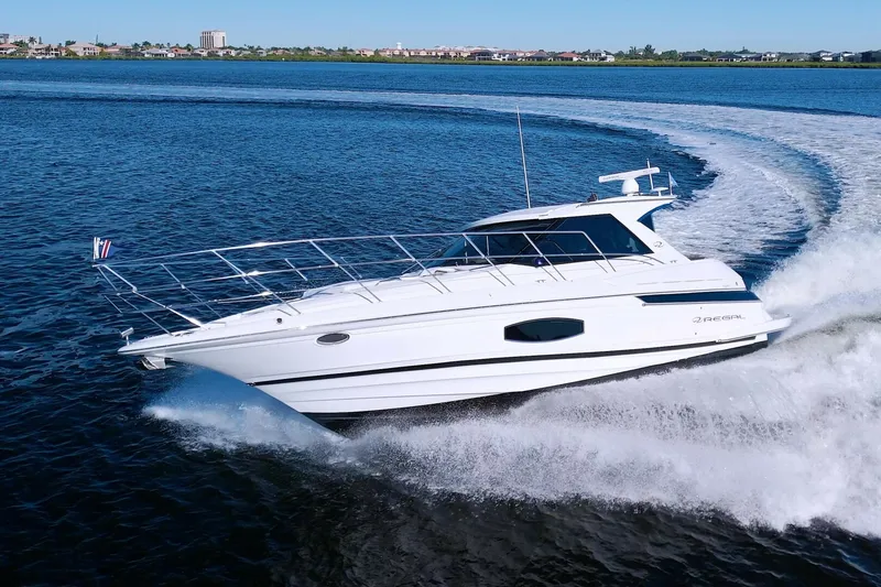 The Image of Regal 46 Sport Coupe 2014 - 0