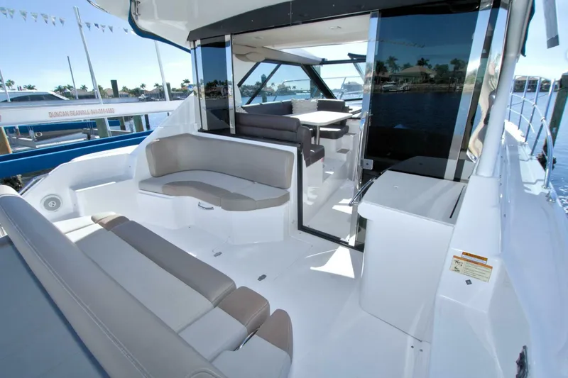 Slide: The Image of Regal 46 Sport Coupe 2014 - 26